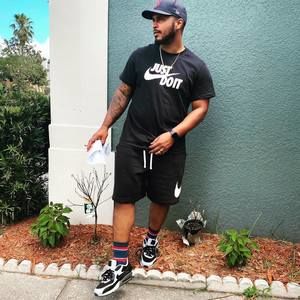 Meet your Posher, Alex